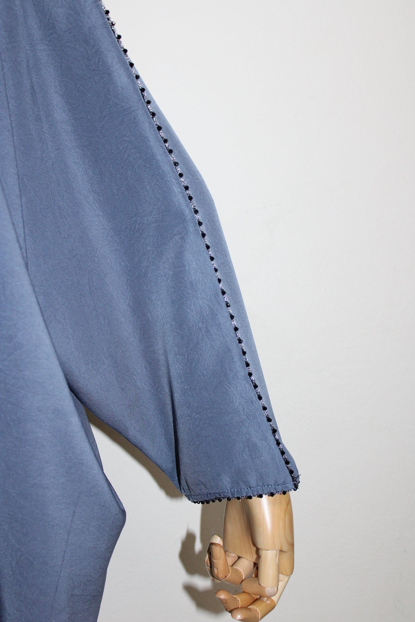 Slate Blue Edge Flow