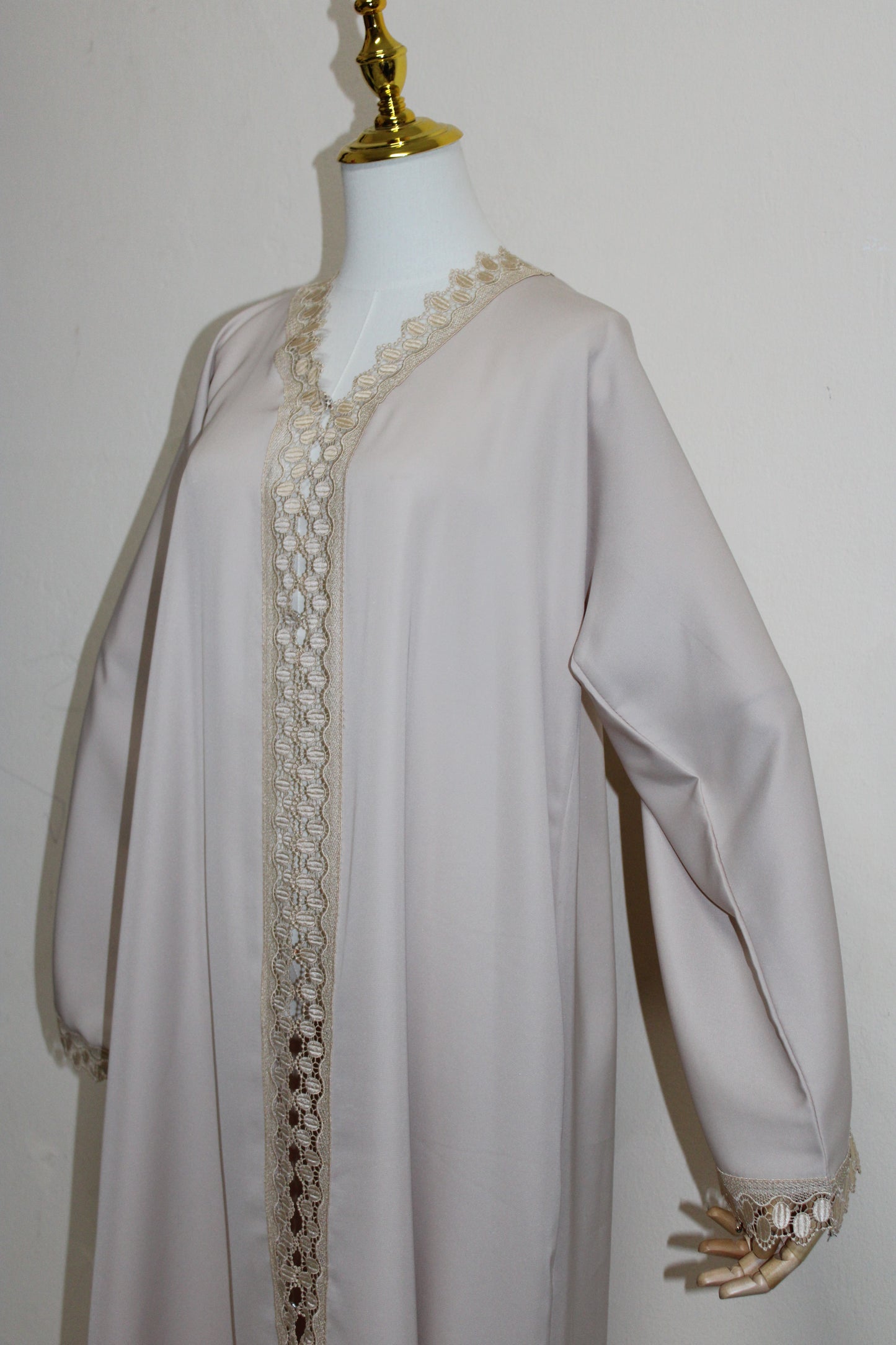 Sandstone Lace