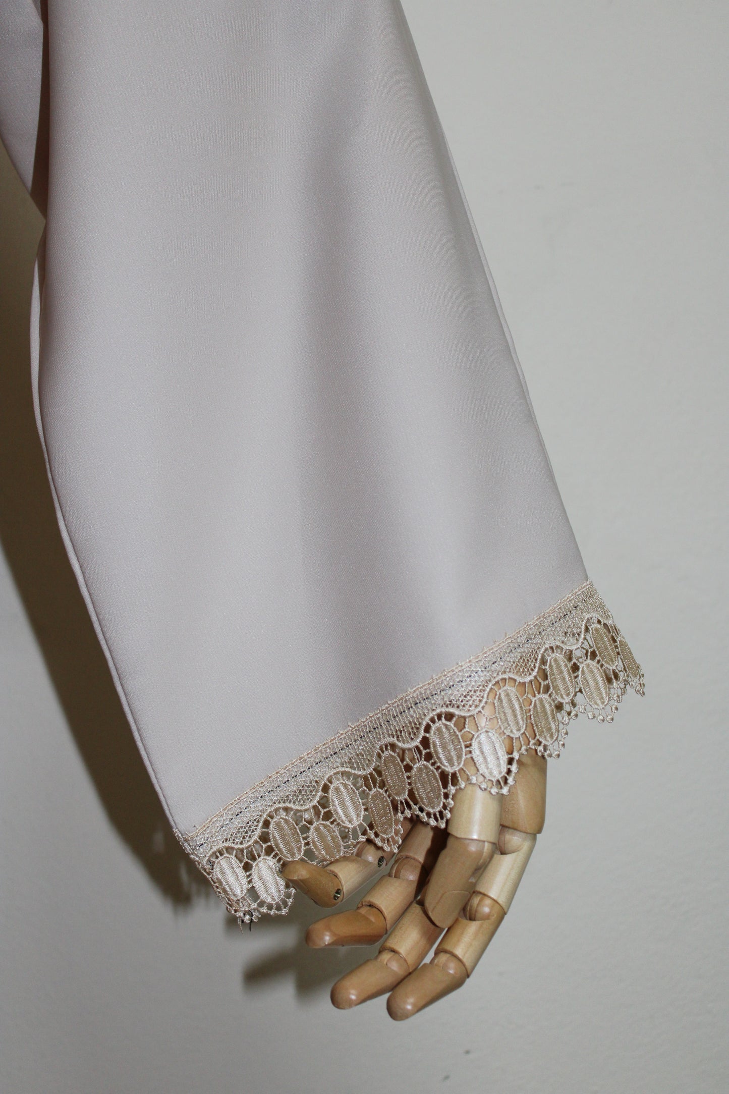 Sandstone Lace