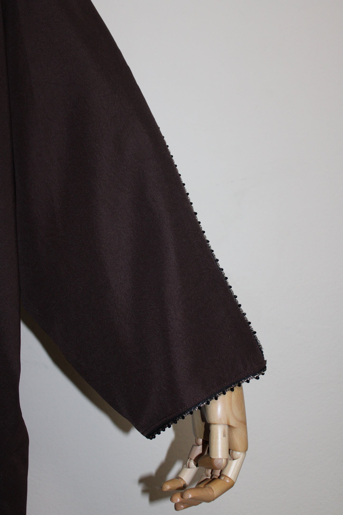 Bark Brown Edge Flow